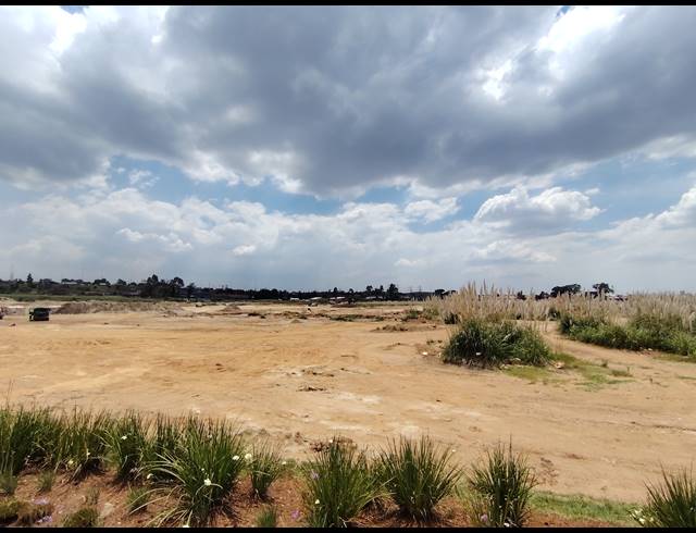 38,026M² VACANT LAND FOR SALE IN GOSFORTH PARK